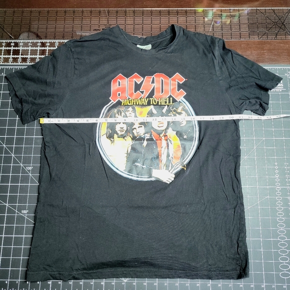 AC⚡️DC Tee - Picture 4 of 10